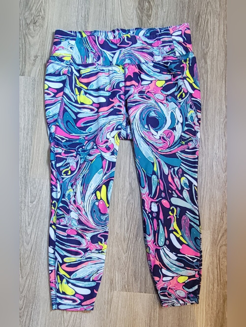LIVI Lane Bryant Leggings 22/24 Plus Size Wicking 7/8 Pocket Abstract Swirl